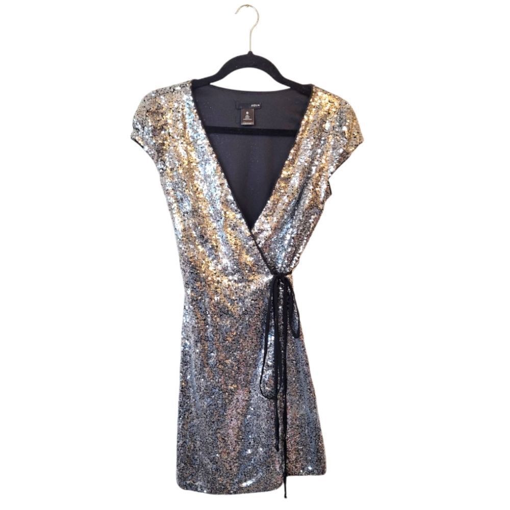 Aqua Women's Silver Sequin Mini Wrap Dress Size XS